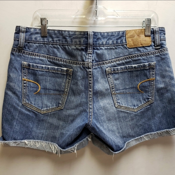 Womens American Eagle vintage size 10 cotton Jean Shorts denim blue 00s Y2K - Picture 4 of 8